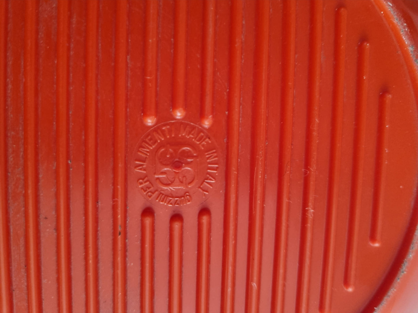 Retro orange italian picnic set