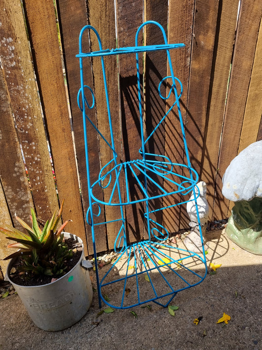 Garden wire plant rack vintage