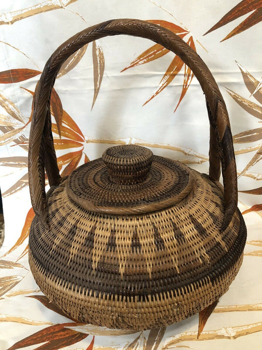 PNG Traditional Buka Basket Vintage