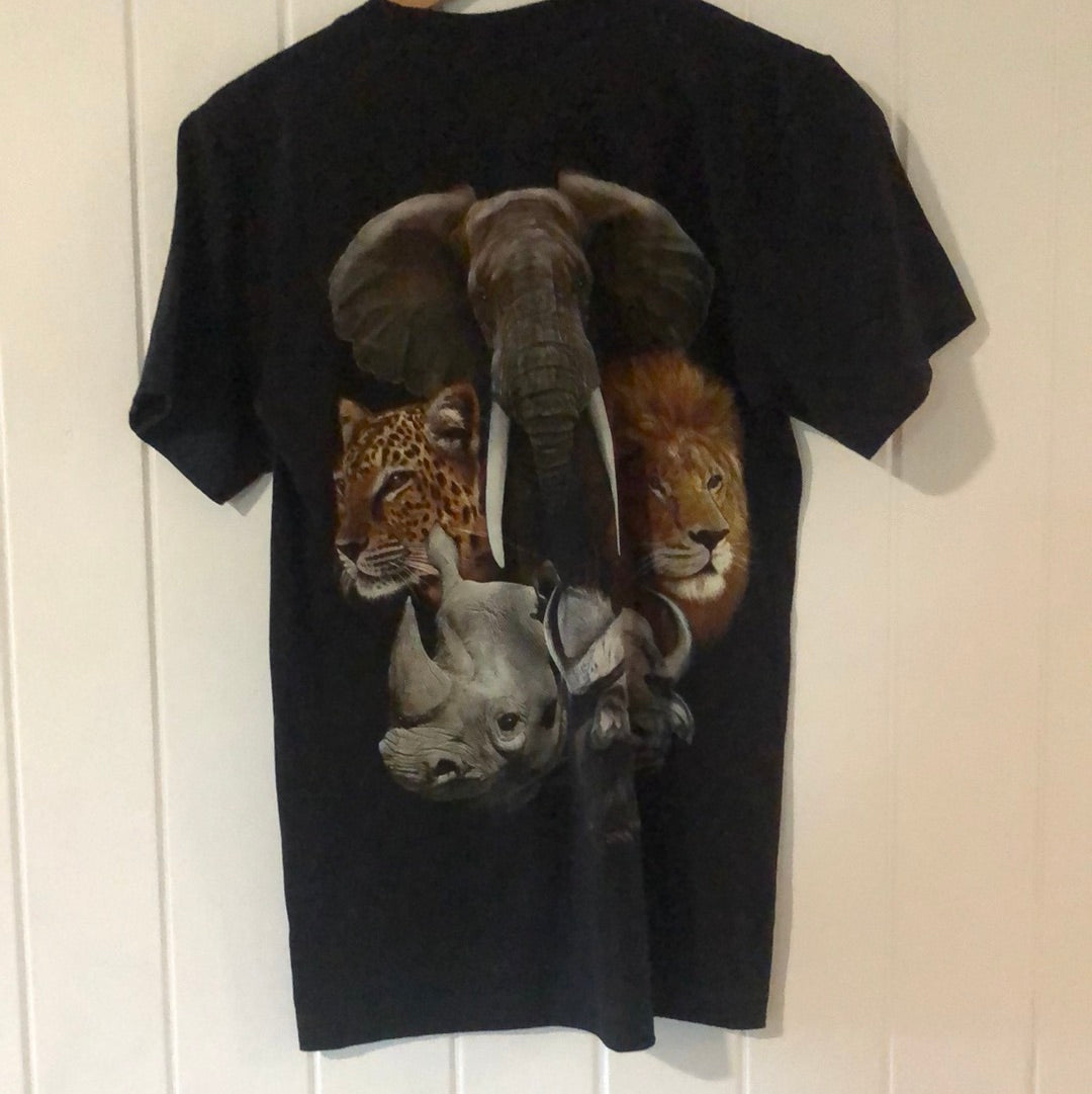 Ladies small 90’s tshirt