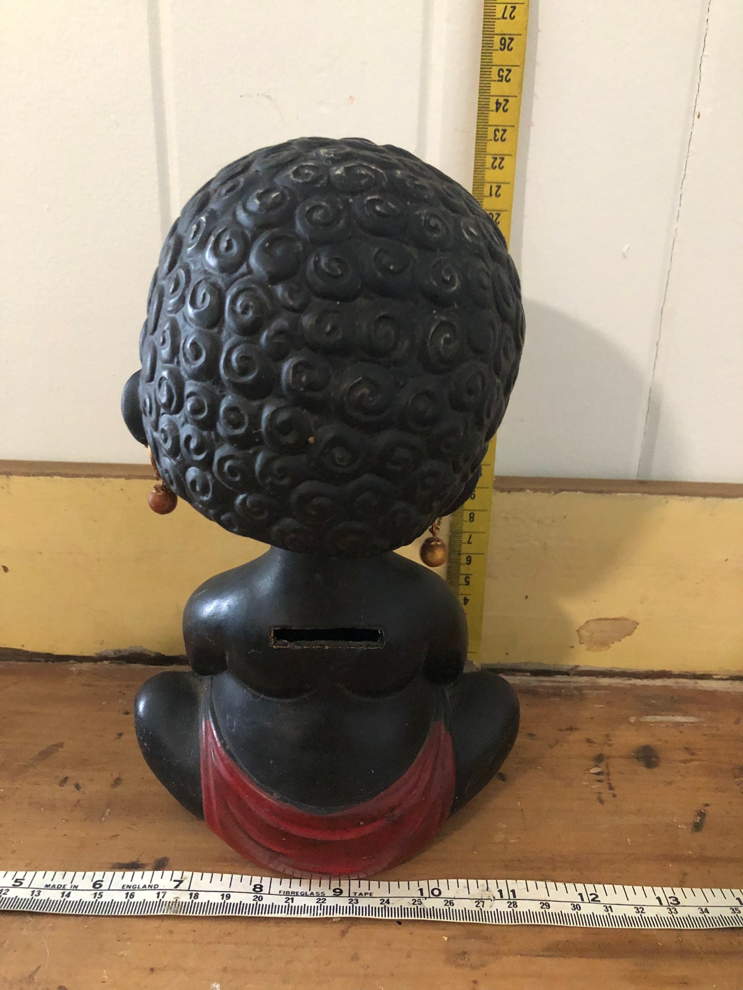 Bobble head figurine large. Black