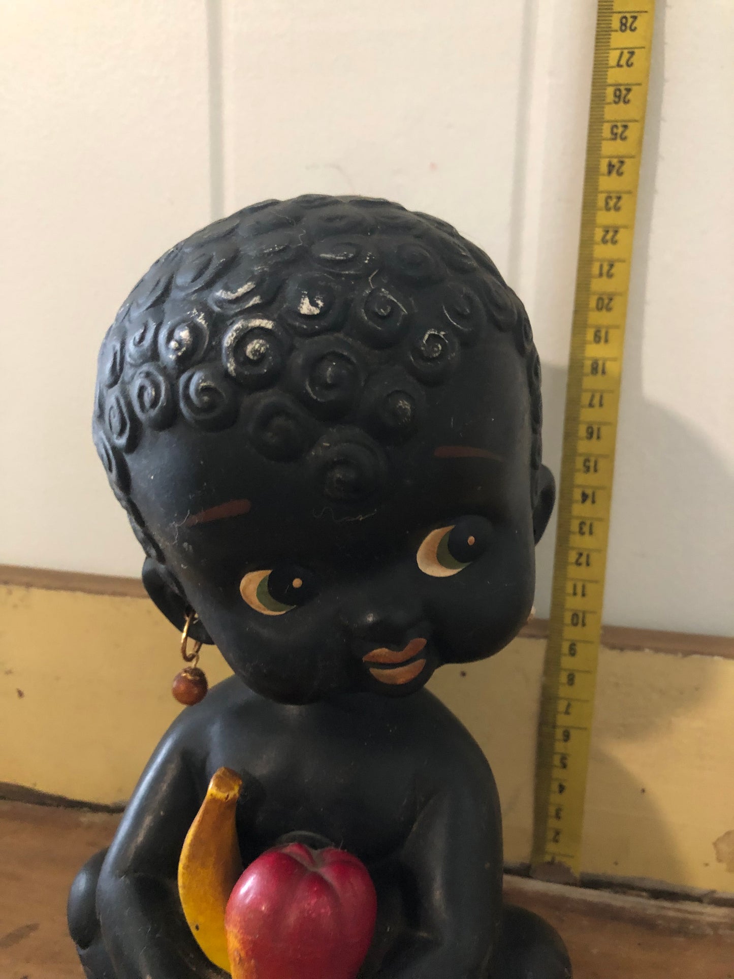 Bobble head figurine large. Black