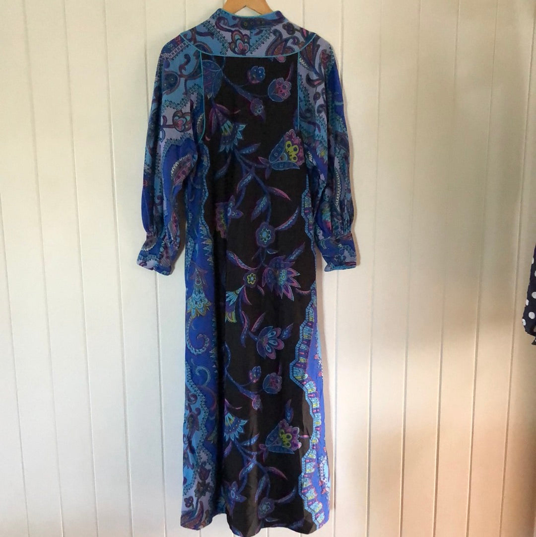 Ladies 1970’s dress 8/10