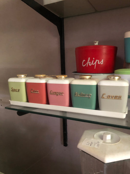 spice canister set kitchen