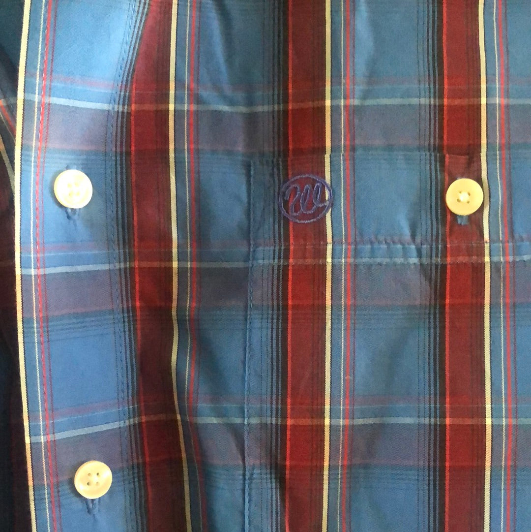 Men’s wrangler shirt M
