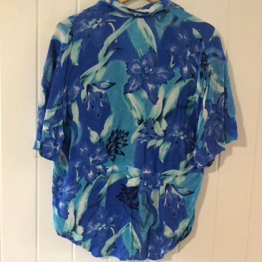 Ladies 90’s oversized shirt 10