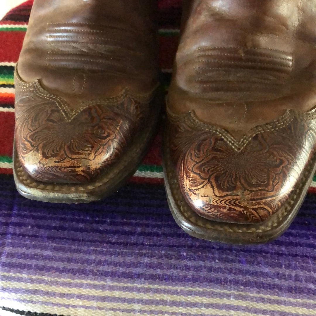 Ladies leather Ariat cowgirl boots uk5.5